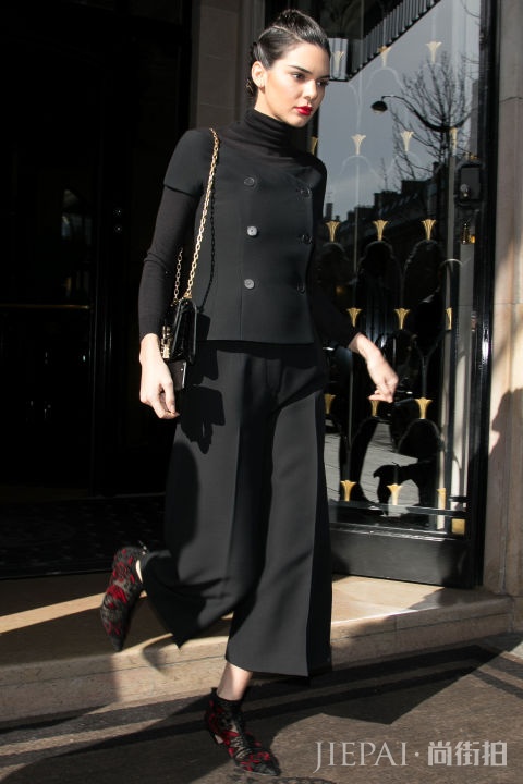 零失误穿搭,Kendall Jenner 时装周期间造型特辑