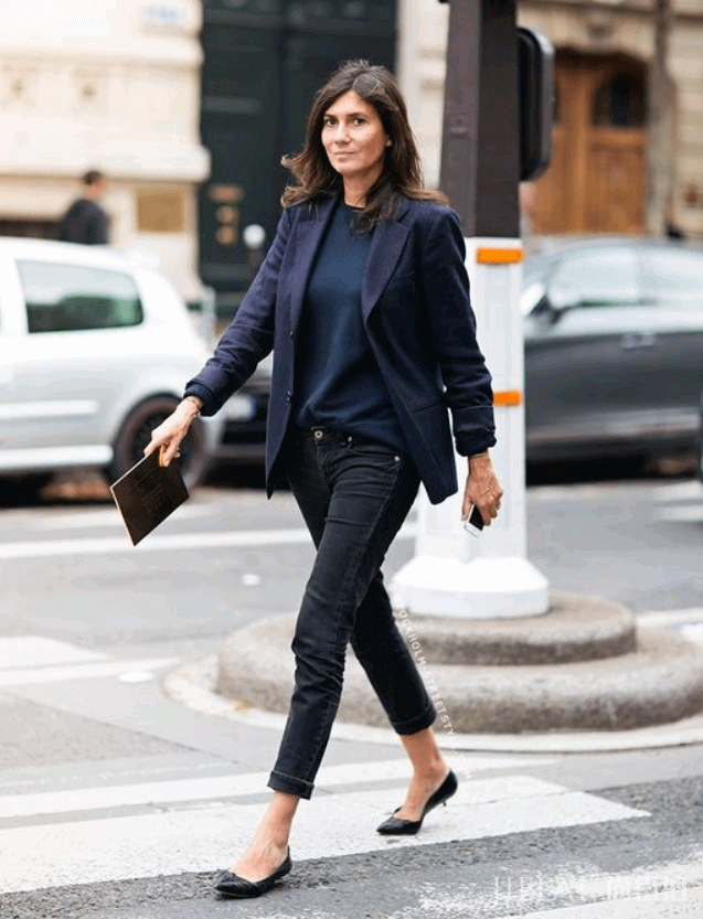 今年春夏一定要拥有的鞋履：一双让女人集聚优雅与便利性的Kitten Heels