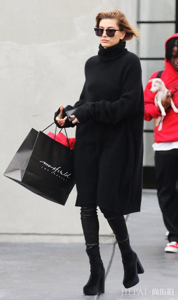 跟著好莱坞明星穿出内搭裤时尚风格