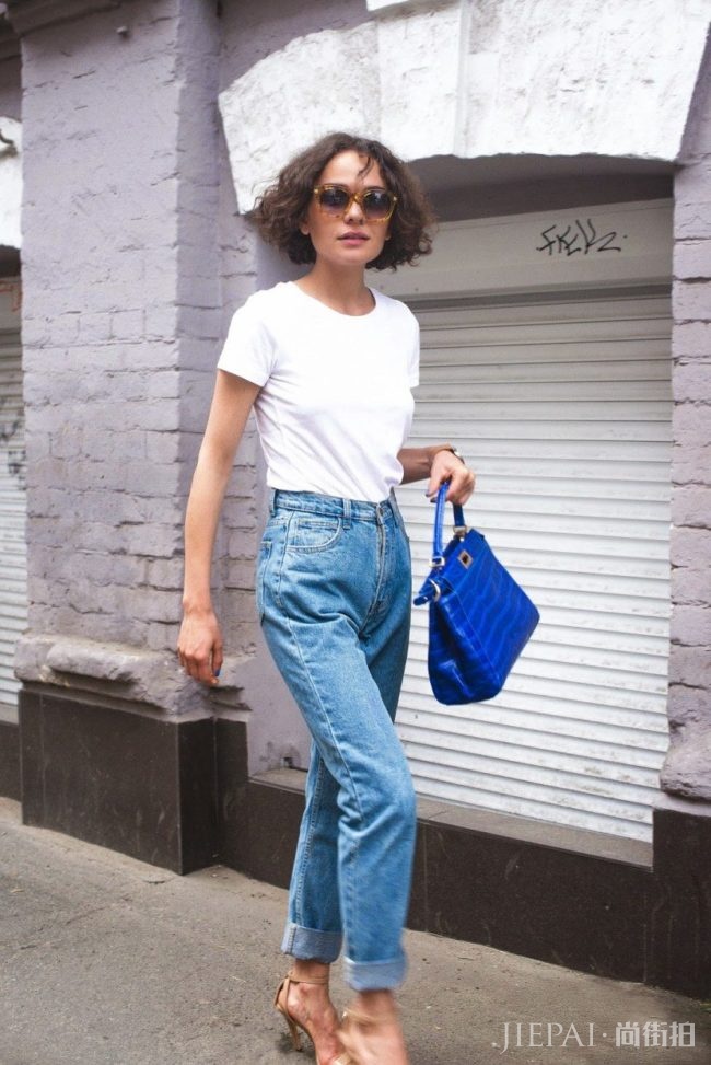 thefemin-levi-s-mom-jeans-06-650x973
