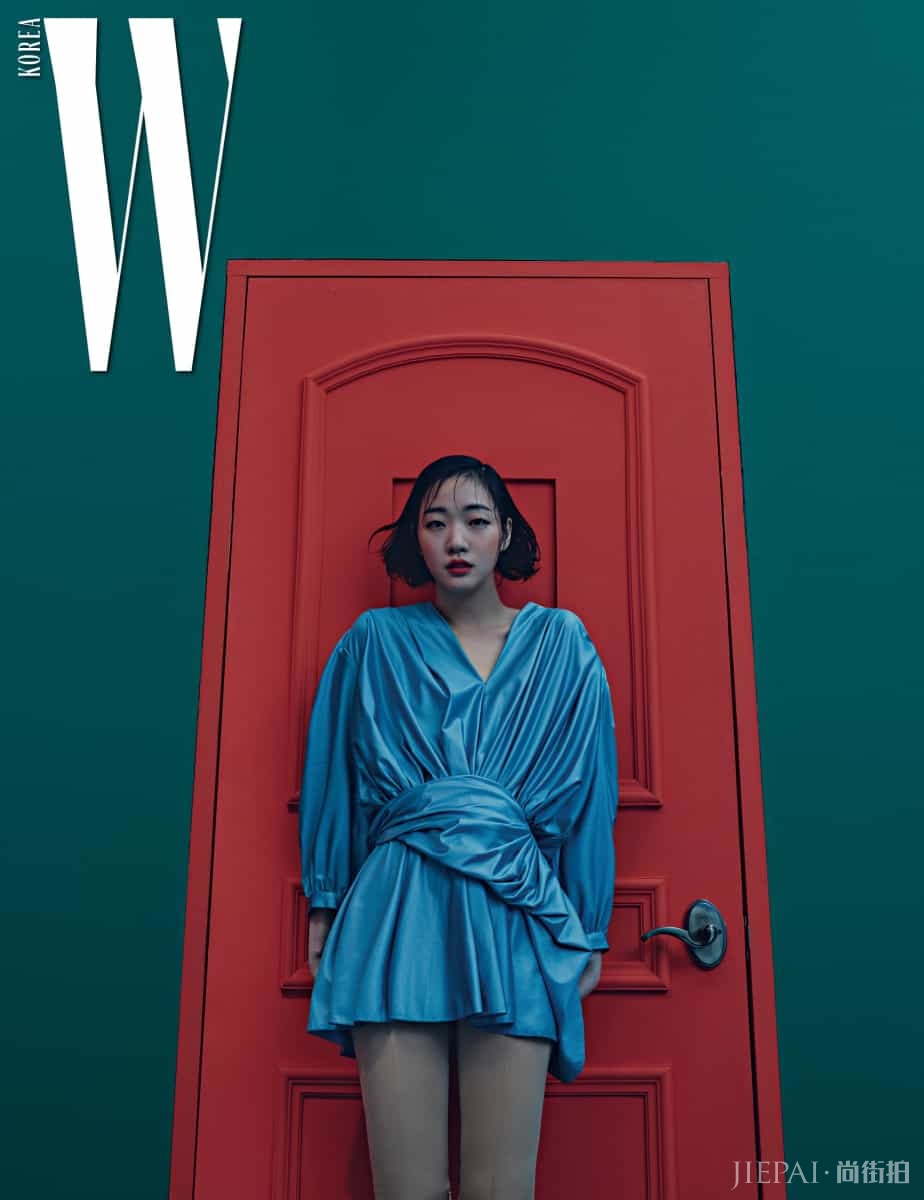 thefemin-w-magazine-01