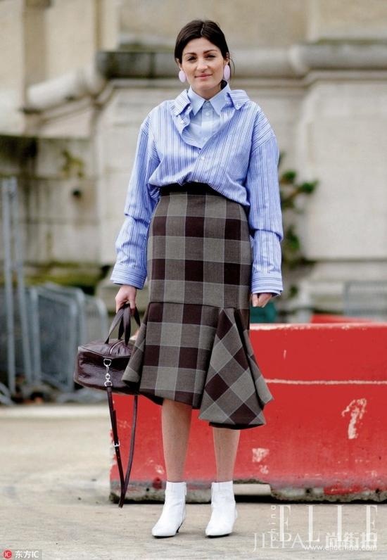 欧美街拍 看时髦姑娘将衬衫作为外套穿出时尚感