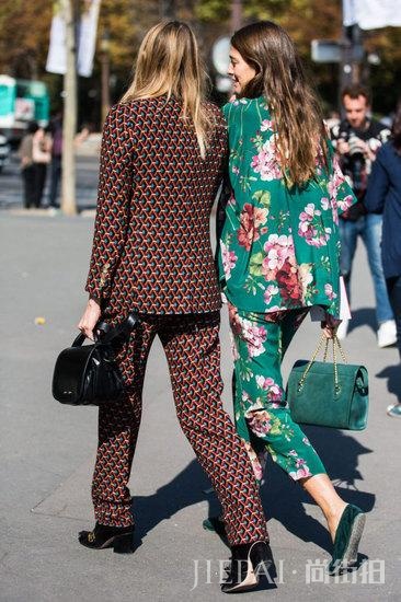 欧美潮女街拍 乱花迷眼的春天你需要这件单品