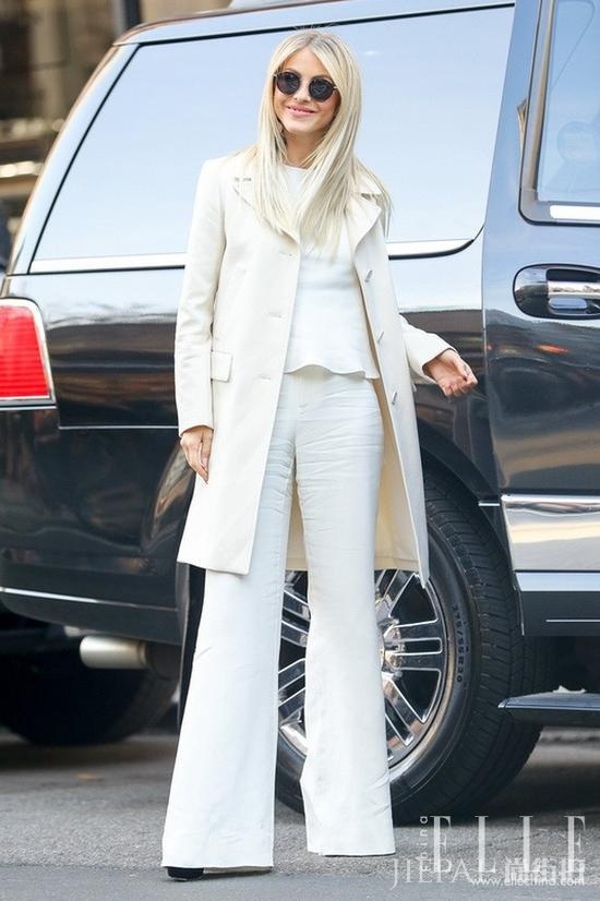 潮人街拍示范 “拖地”阔腿裤 穿出2米大长腿