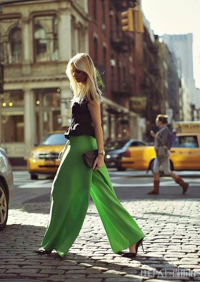 Summer Trend：迎著风走上街头，以无拘无束的西装宽裤演绎率性的夏季时尚