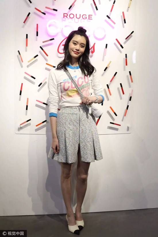 每年都穿的长袖上衣+半裙 今年还有更多新花样