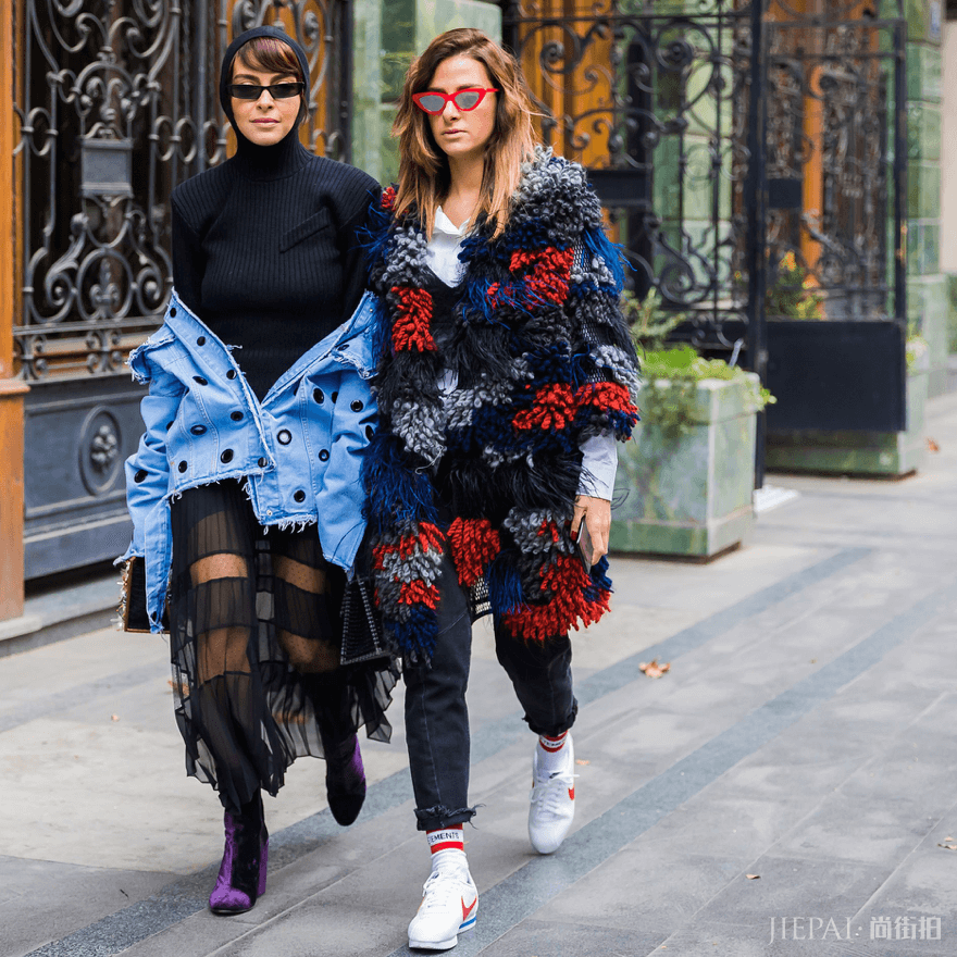 欧美街拍 今年冬季的长大衣，就以梦游般的心情定胜负