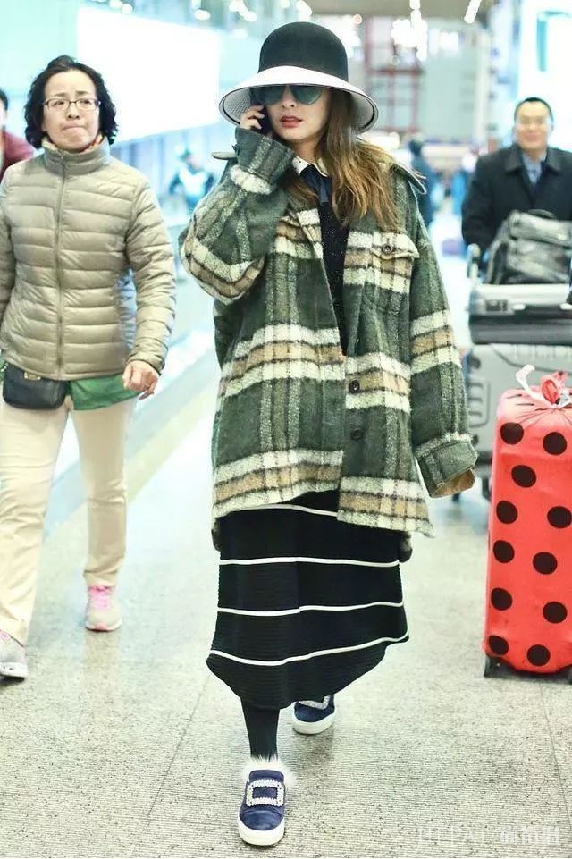 年终盘点之明星街拍黑红榜