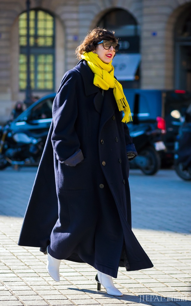 今年围巾流行这几款,怎么搭配都超好看