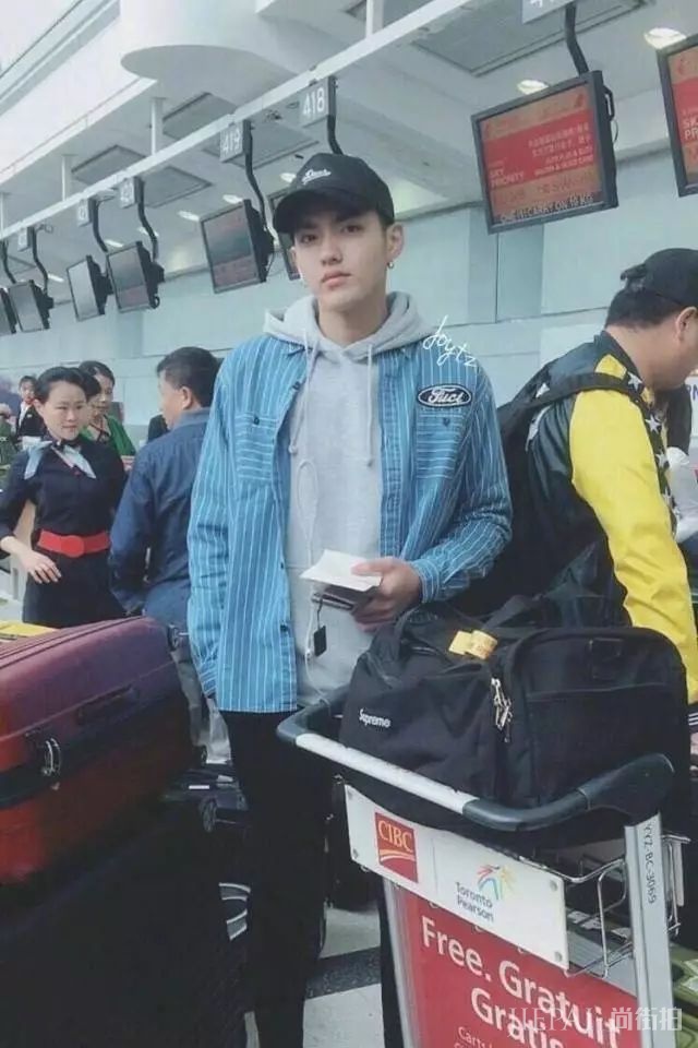 年终盘点之明星街拍黑红榜