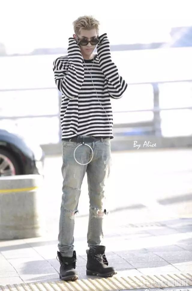 年终盘点之明星街拍黑红榜