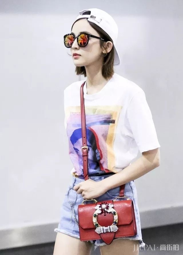 年终盘点之明星街拍黑红榜