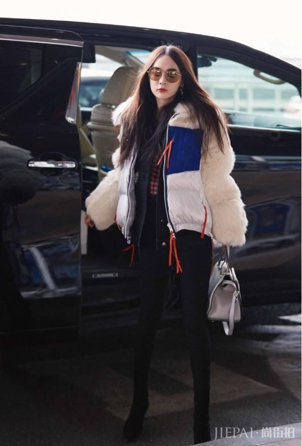 霍思燕真是豁出去了!裙子短的都遮不住了,网友:杜江心真大!