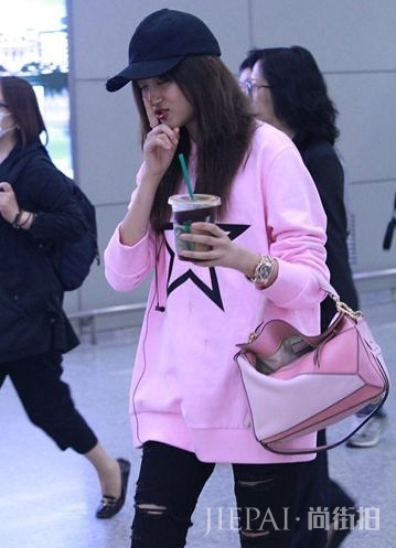 年终盘点之明星街拍黑红榜