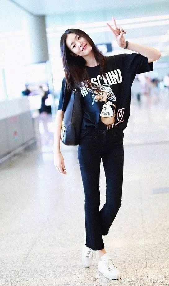 年终盘点之明星街拍黑红榜