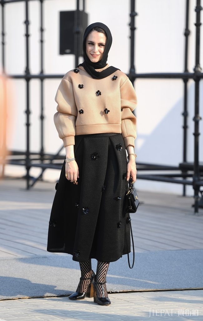 2018 Color Trends：搜齐这些色系服装，让你成为2018街头上一抹鲜明色彩