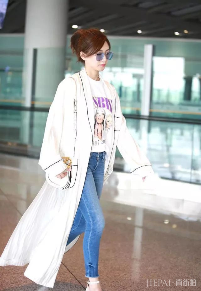 年终盘点之明星街拍黑红榜