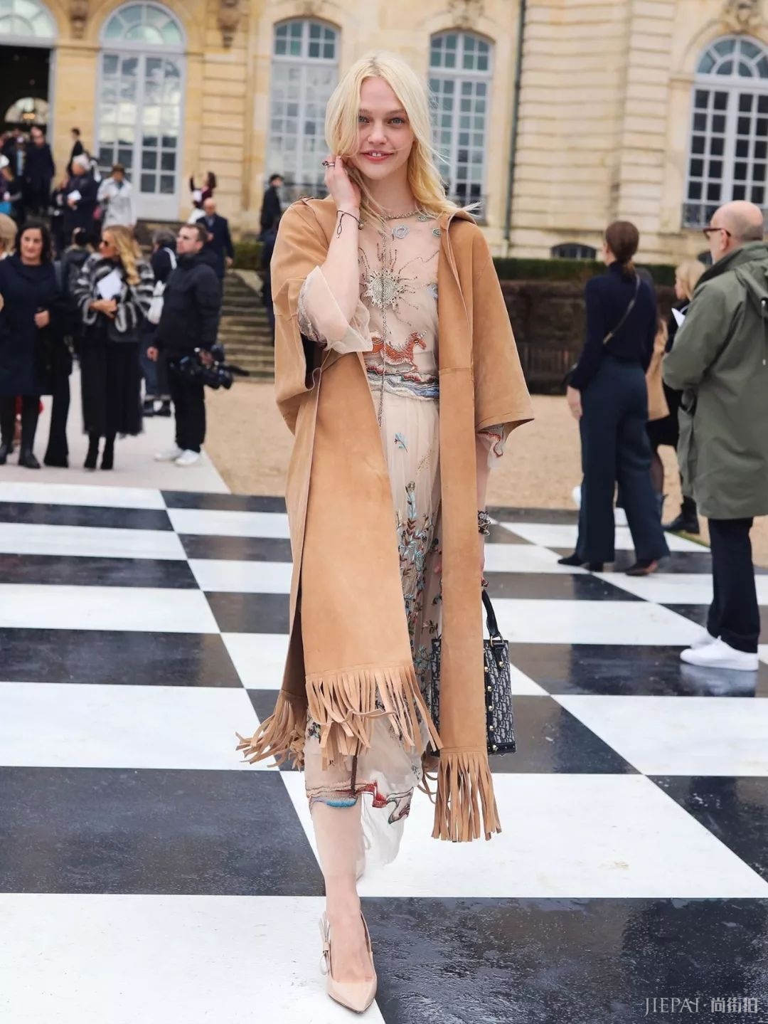 “好色”小仙女们,谁穿谁高级的莫兰迪色系来了!