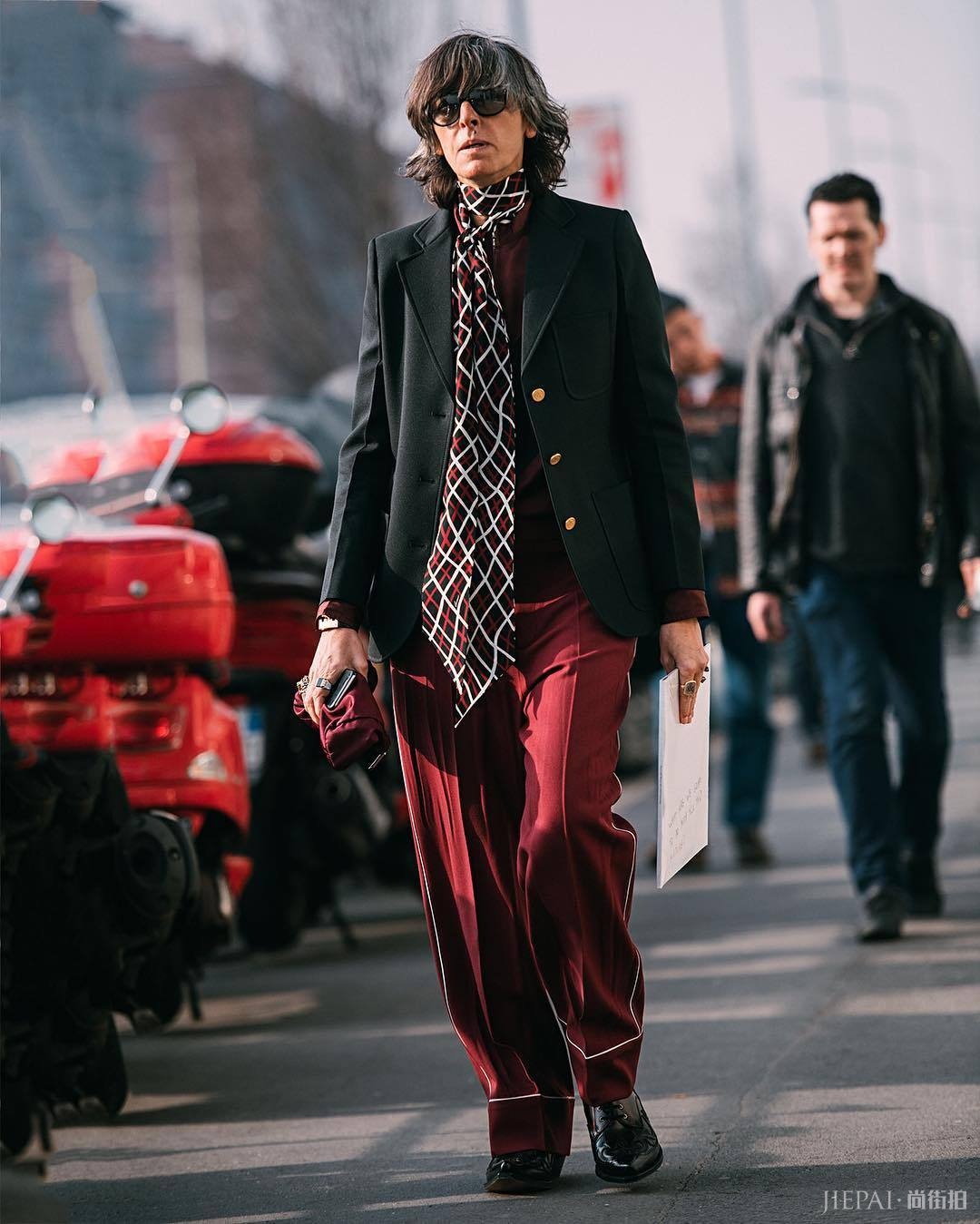 摄影师Jason Jean街拍作品集：用复古色调演绎摩登美人！