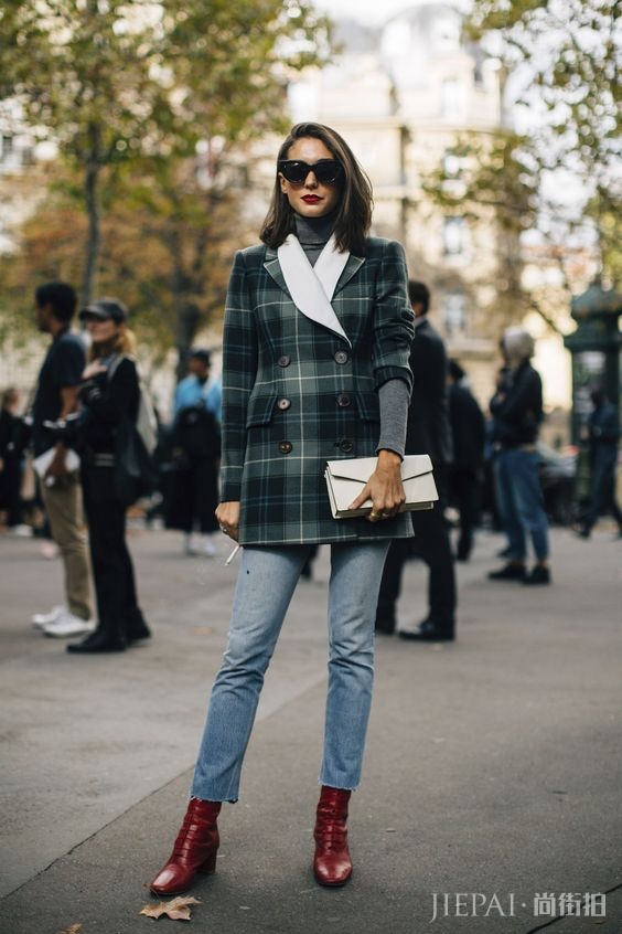 打开秀场模特儿的行李箱：带齐这几样单品，行李不超重也能很时髦