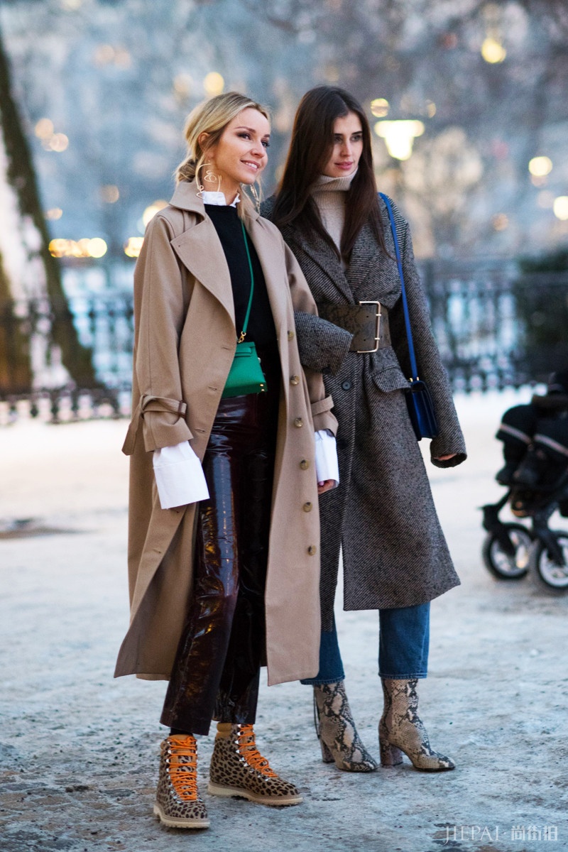2018秋冬斯特哥尔摩时装周秀场外街拍特辑：寒冬中感受摩登魅力！
