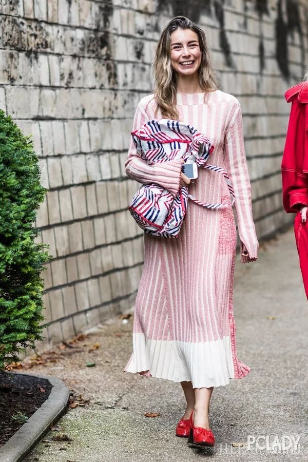 2018年穿上就变美的六条裙子就是它们！