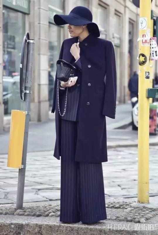 大衣配阔腿裤？街拍超好看好吗！