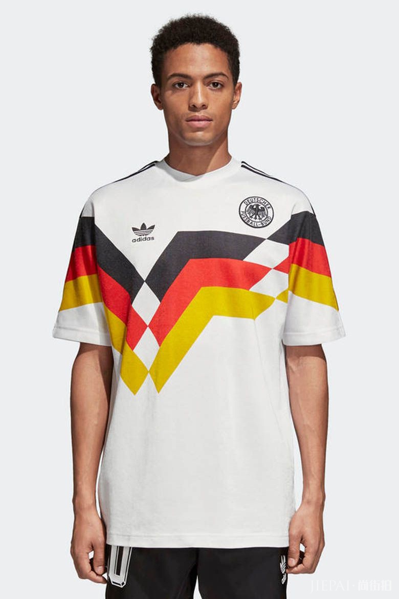 adidas Originals 复刻经典世界杯球衣