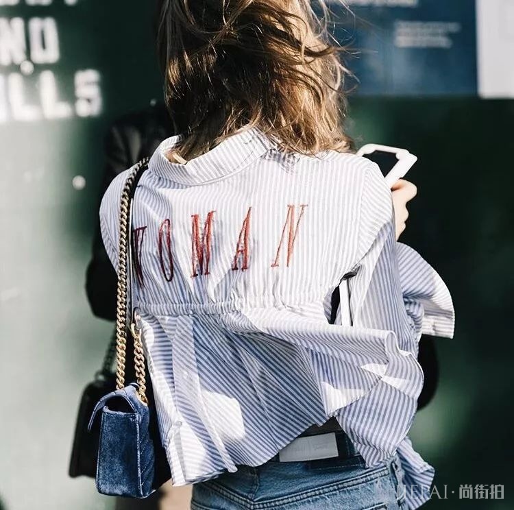 阔腿裤的好搭档，除了衬衫还！有！谁！