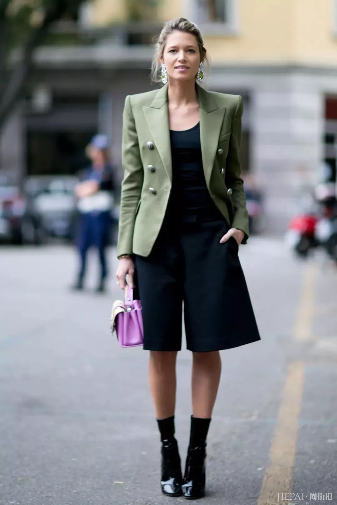 “奶奶鞋”之后周冬雨又带火“爸爸裤”：小短腿们的夏季救星！