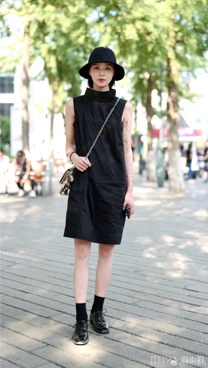 6月杭州滚叔街拍 看国内潮人夏季美搭