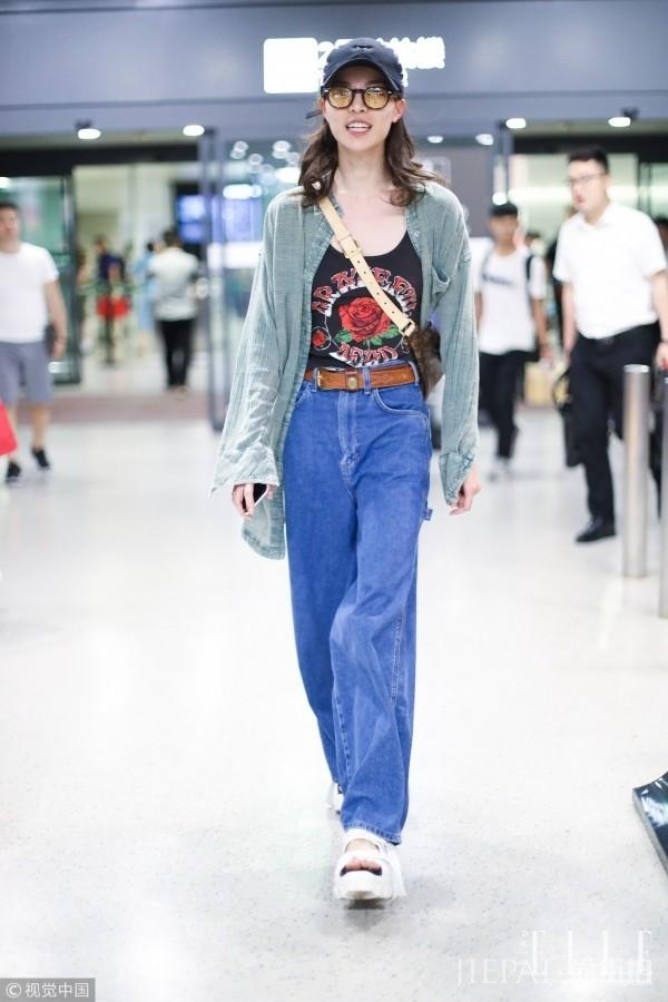 国内明星街拍 流行宽松style！