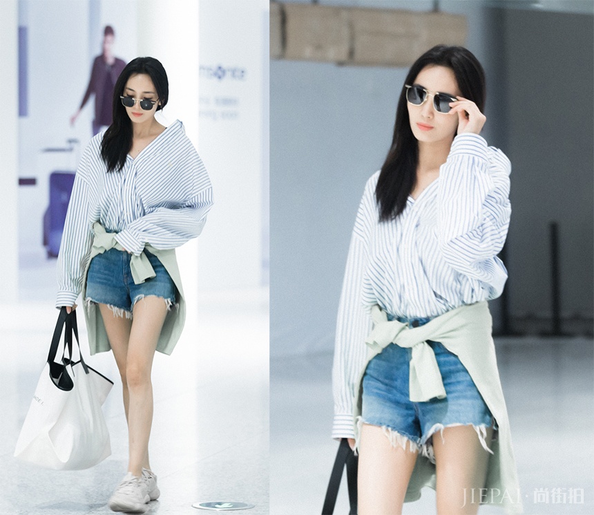 杨幂、王紫璇秀穿搭,蓝白条纹衬衫真是火,这是一个拼瘦的时代?