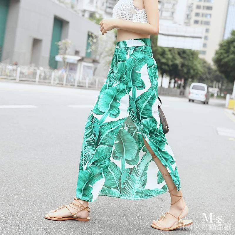 穿搭利器： 紧身裙给你越紧越致命的美感