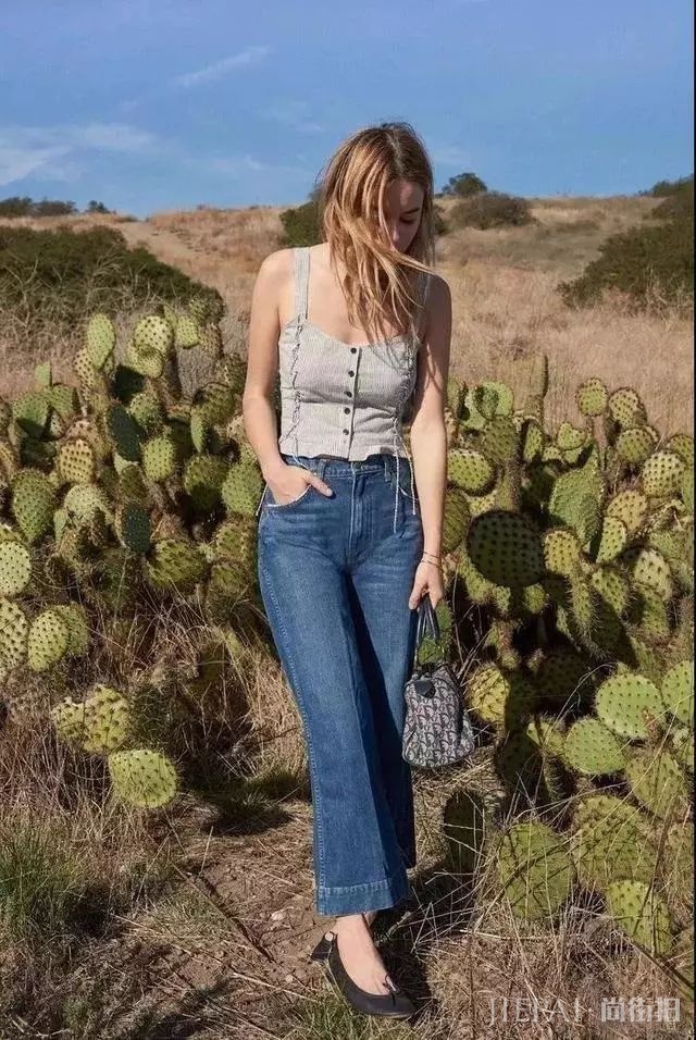 背心+阔腿裤，看欧美潮人夏天清凉时髦套路！