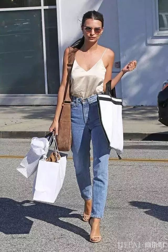 背心+阔腿裤，看欧美潮人夏天清凉时髦套路！