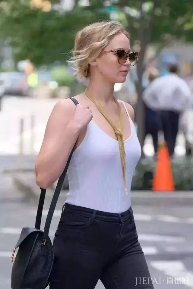 背心+阔腿裤，看欧美潮人夏天清凉时髦套路！