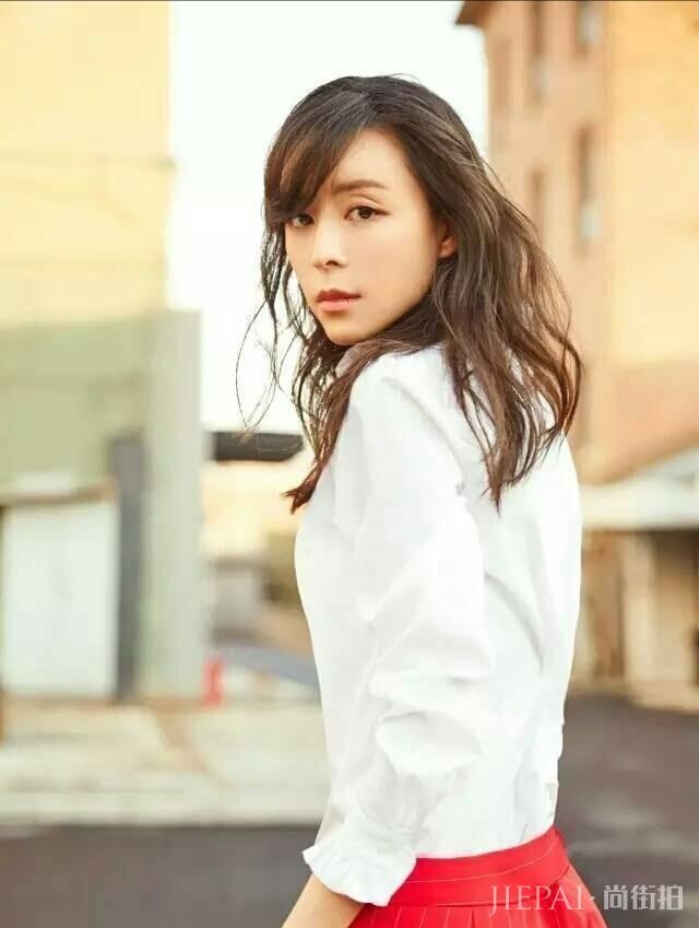 你的笑容,足以融化冰雪;你的优雅气质,宛如圣女:张静初