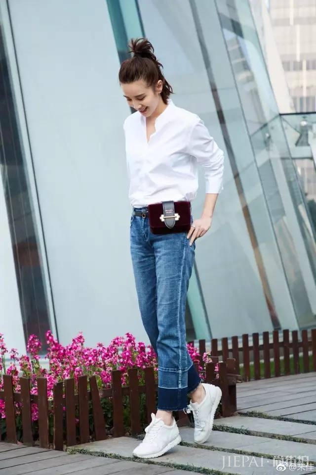 看宋佳6个搭配套路,2018美一整个秋天!