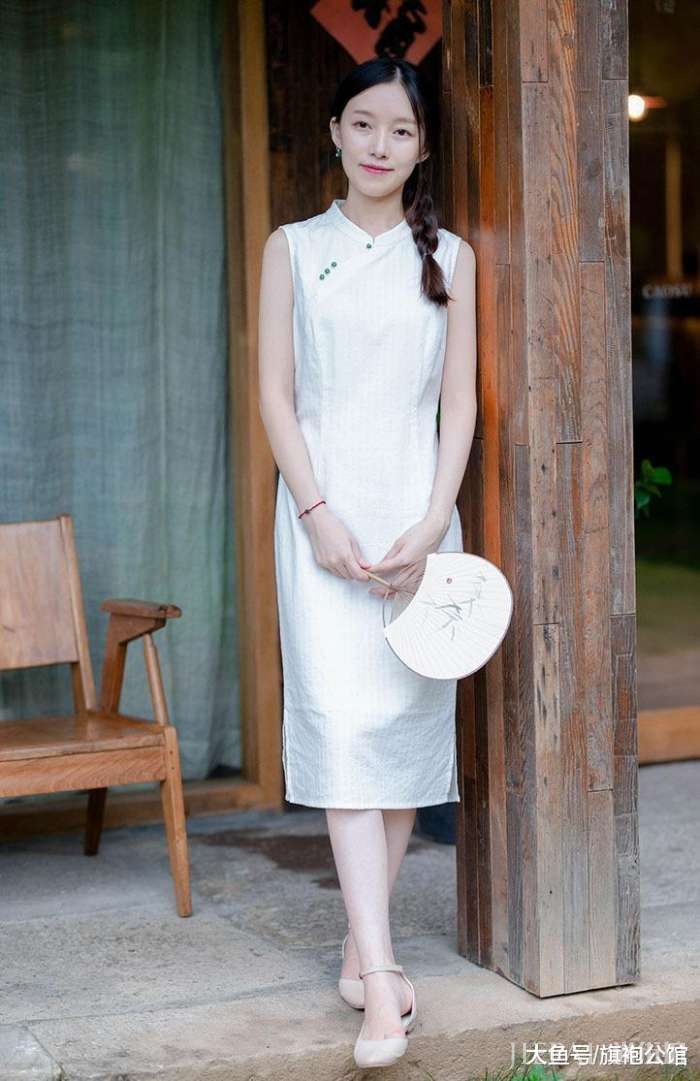 复古风这么流行, 2018年秋天这样穿才显气质!