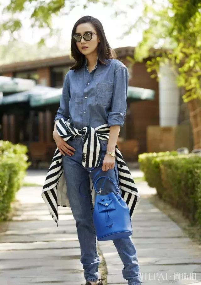 看宋佳6个搭配套路,2018美一整个秋天!