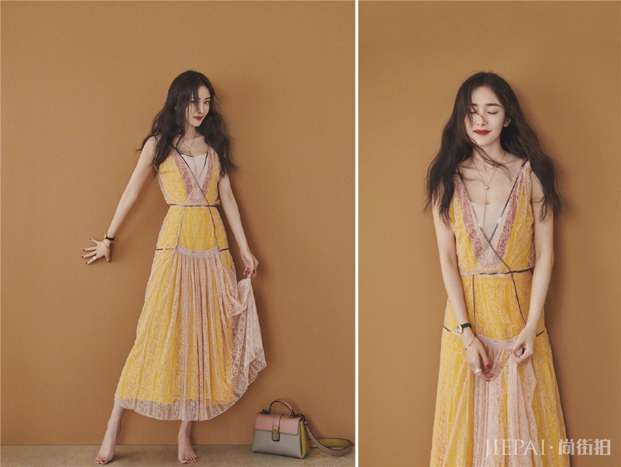 杨幂终于不再硬凹，两件针织衫穿出清新温婉风，机场照美出新高度