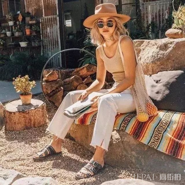 背心+阔腿裤，看欧美潮人夏天清凉时髦套路！