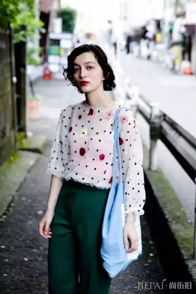 今年夏天，这个迟来的草木绿终于要掀起真正的潮流！