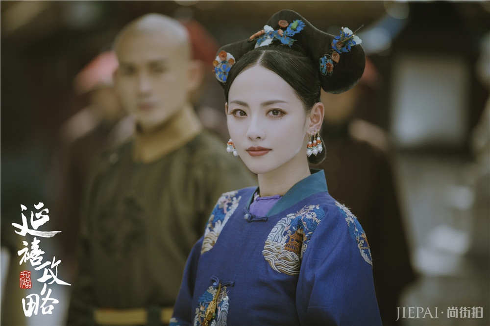 戏里戏外 看张嘉倪颜值衣品 变身最美嫔妃!