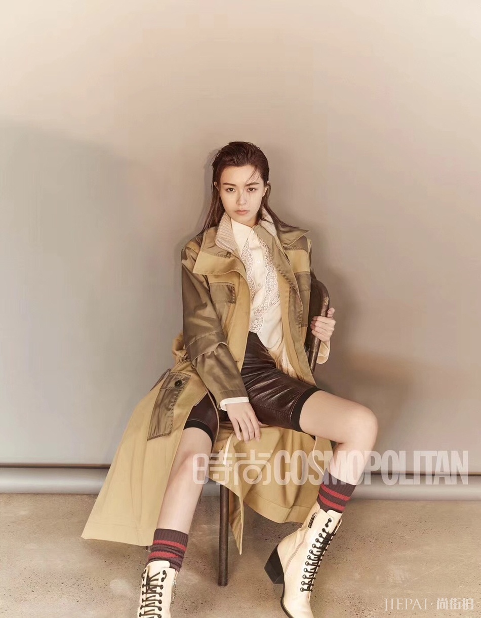 文咏珊轻熟风写真大片出炉 满分时尚感彰显率性魅力