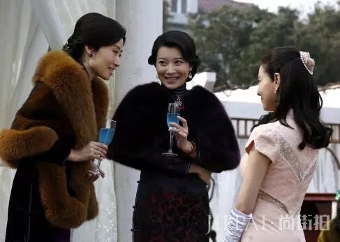 不毁不罢休？原版主演都快没饭吃了，谁还敢接翻拍？