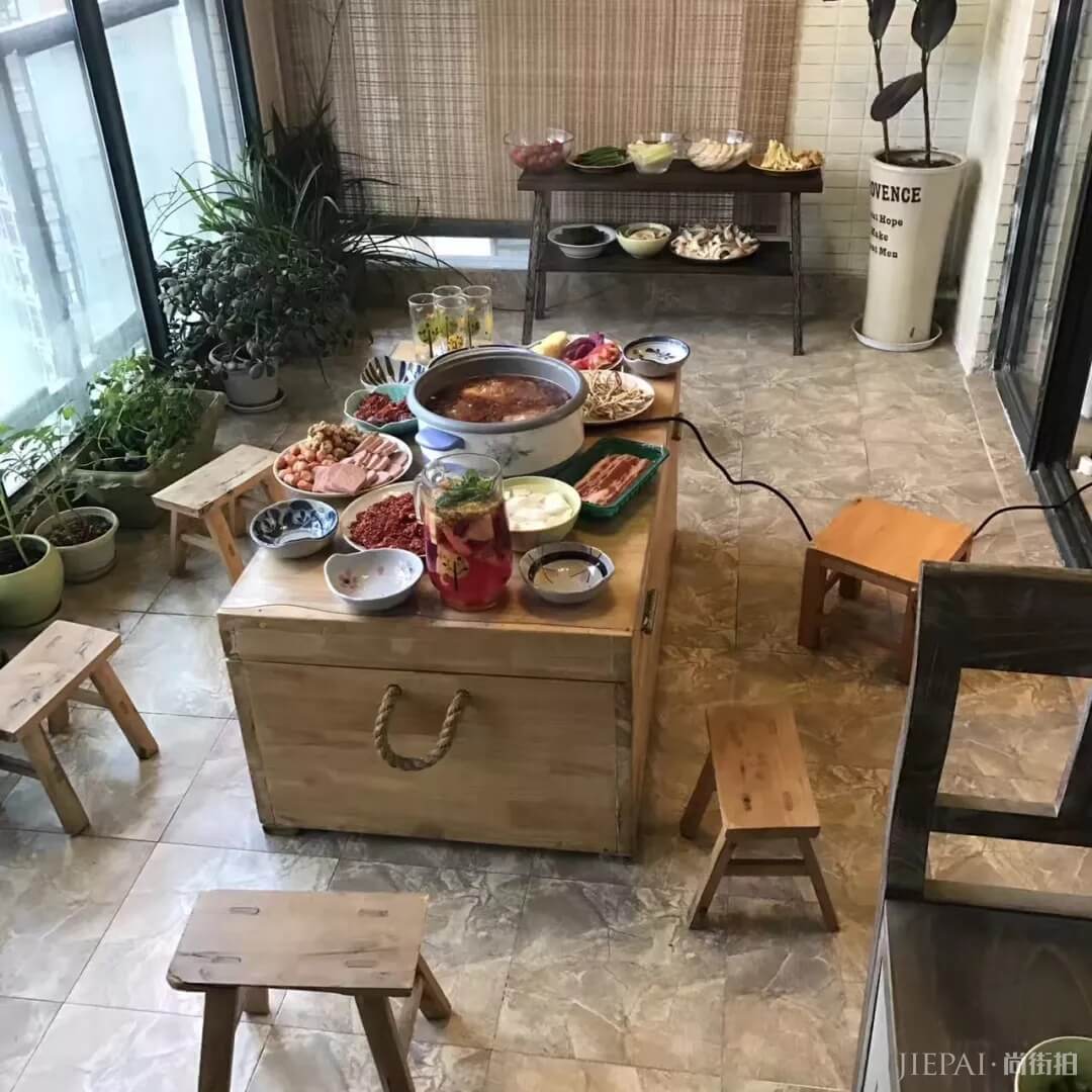 蛤?周末难道不应该宅在家做个废物?