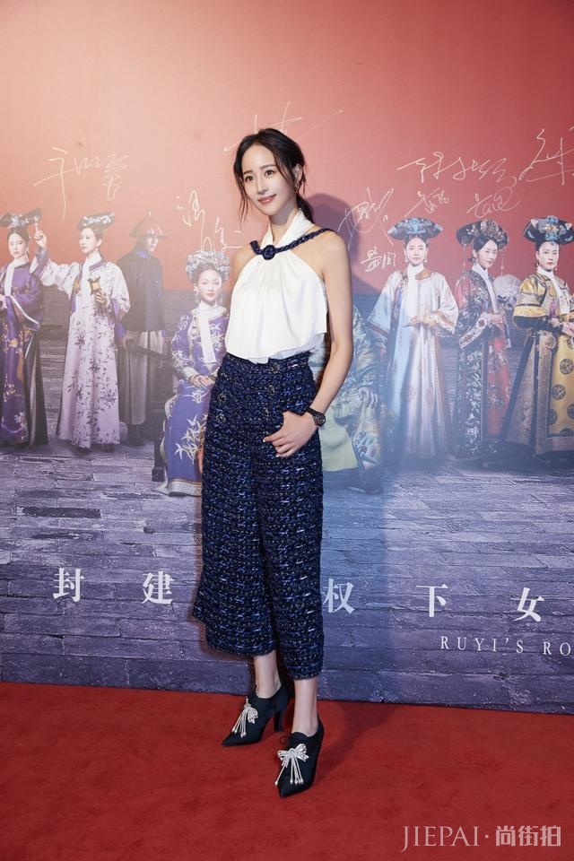 张钧甯太会穿衣 一件白裙秒杀模特