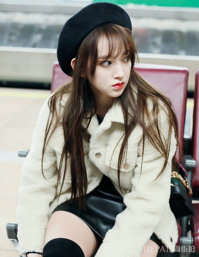 程潇吊环舞惊心动魄,穿4层纱裙,美艳动人